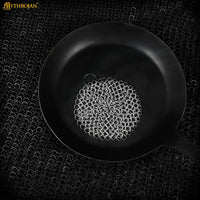 Australian pioneer scrubber for skillet
