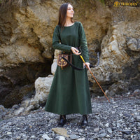 green-cotton-medieval-ladies-dress-sleeves
