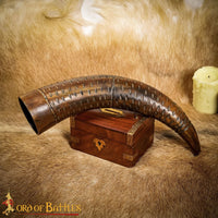Dotted carved drinking horn