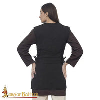 Women’s black gambeson available in Australia