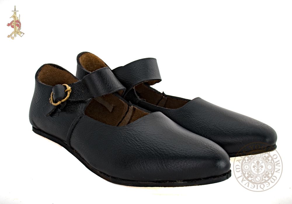 Medieval women shoes new arrivals