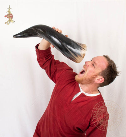 Extra Extra large drinking horn