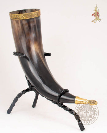 Horse carved drinking horn with brass trim and end
