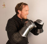 Maximilian Gauntlet for re-enactment combat