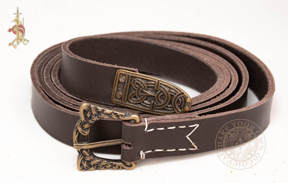 Viking Belt with Knotwork Buckle and Strapend in Brown Veg Tan leather