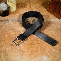 Wide utility belt with buckle with two prongs