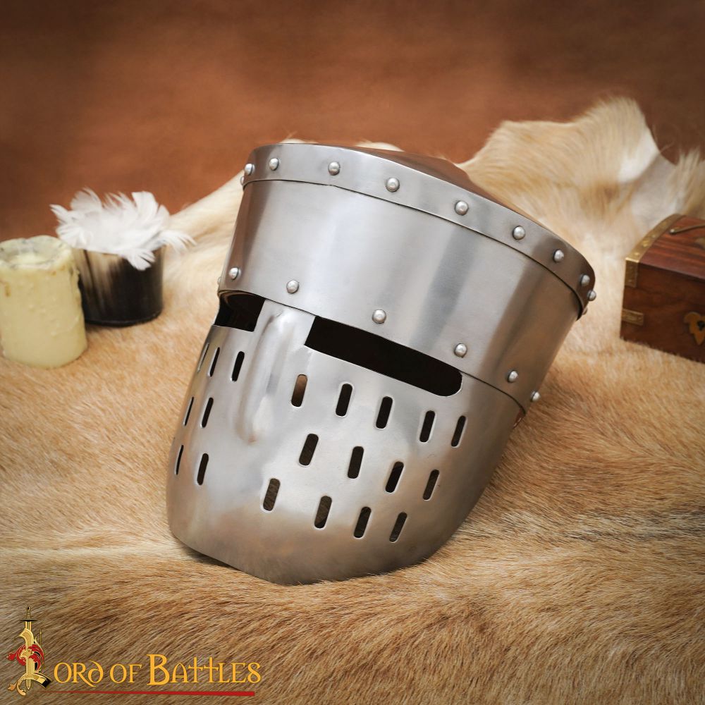Crusader or Norman Pot Helm with Faceplate (18 Gauge)